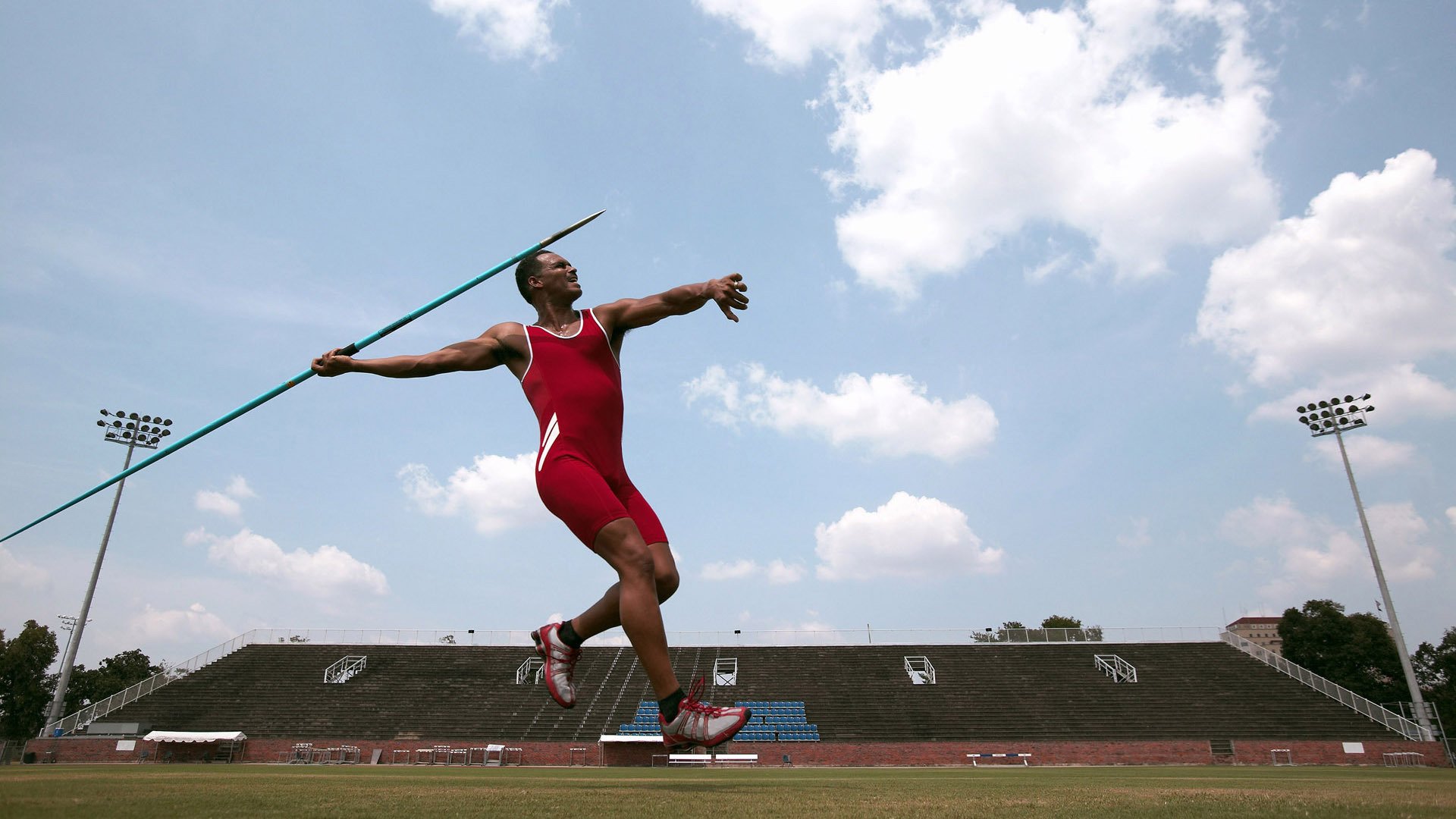 运动员运动伤害康复技术研究，运动员伤病康复